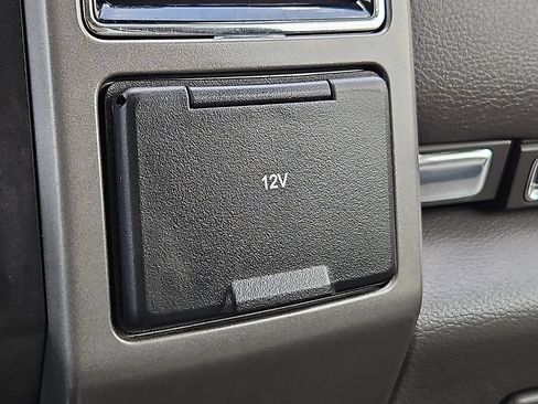 Used 2021 Ford Expedition XLT RWD image 27