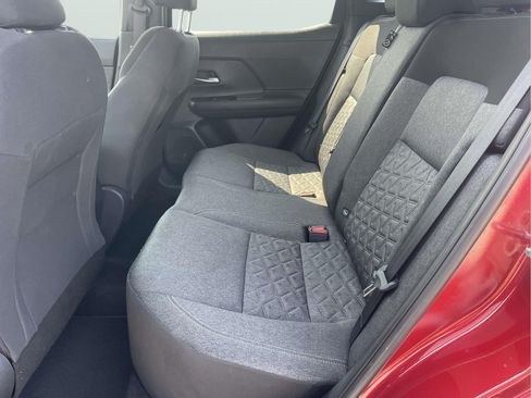 Used 2025 Nissan Kicks SV AWD/4WD image 9