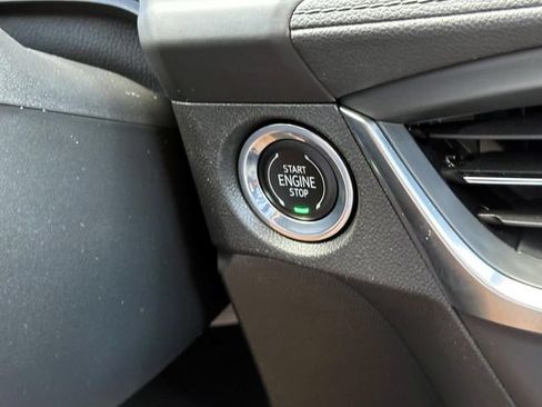 Certified 2024 Buick Encore GX Preferred FWD image 29