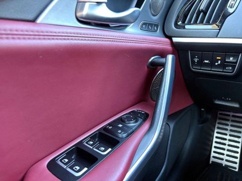 Used 2018 Kia Stinger GT2 image 16