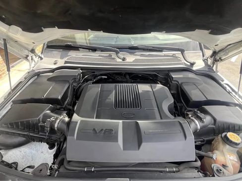 Used 2013 Land Rover Range Rover Sport HSE image 15