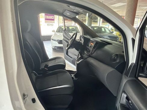 Used 2015 Nissan NV200 S w/ Cruise Control Package FWD image 17