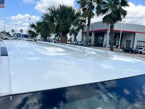 Used 2025 Toyota Tacoma TRD Off-Road AWD/4WD image 9