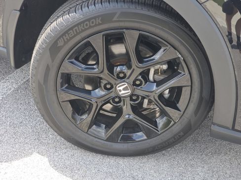 Certified 2024 Honda HR-V Sport image 11