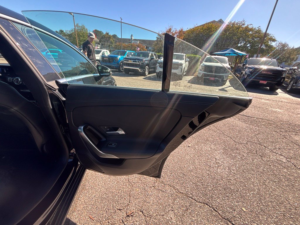 Used 2025 Mercedes-Benz CLA 250 4MATIC image 25