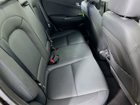 Used 2022 Hyundai Kona Limited FWD image 28