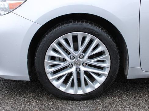 Used 2014 Lexus ES 350 w/ Ultra Luxury Package image 36