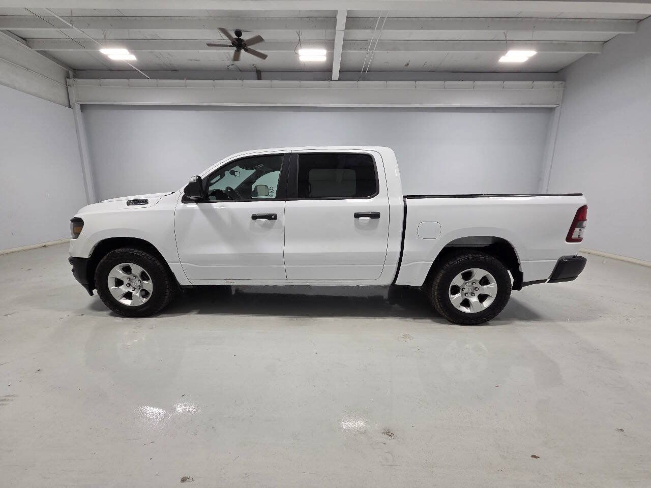 Used 2024 RAM 1500 Tradesman w/ Trailer Tow Group AWD/4WD image 6