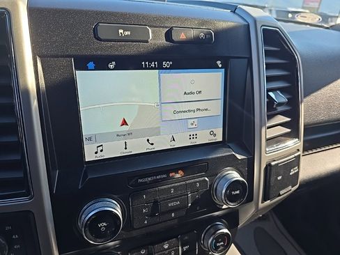 Used 2019 Ford F150 Lariat w/ Equipment Group 502A Luxury image 12