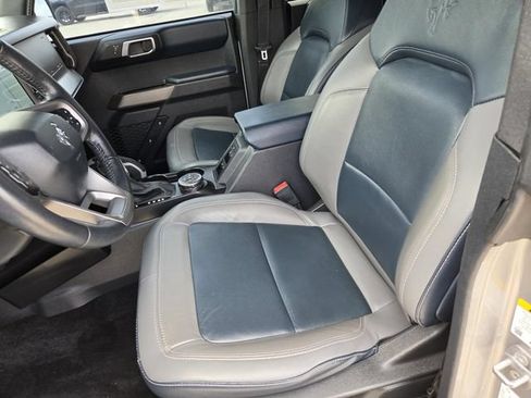 Used 2022 Ford Bronco Outer Banks AWD/4WD image 4