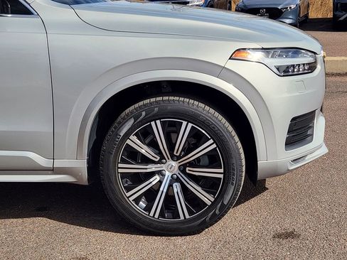 Used 2023 Volvo XC90 B6 Core w/ Protection Package Premier image 29
