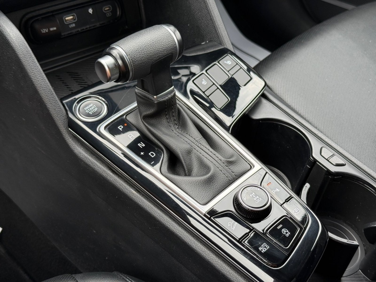 Used 2024 Kia Sportage X-Line w/ X-Line Premium Package AWD/4WD image 19