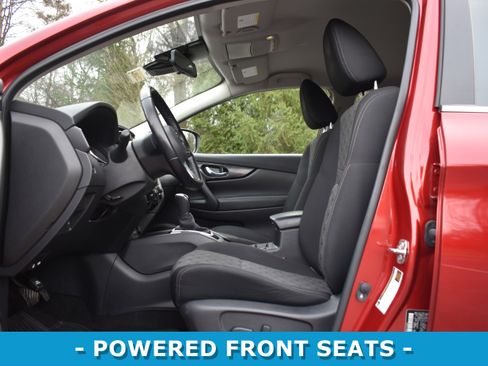 Used 2019 Nissan Rogue Sport SV w/ All-Weather Package image 4