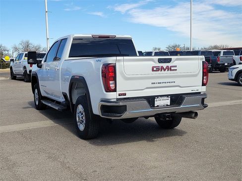 Used 2024 GMC Sierra 2500 SLE w/ SLE Value Package; image 8