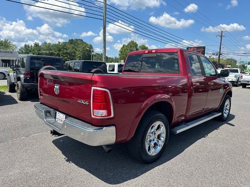 Used 2014 RAM 1500 Laramie w/ Convenience Group AWD/4WD image 5
