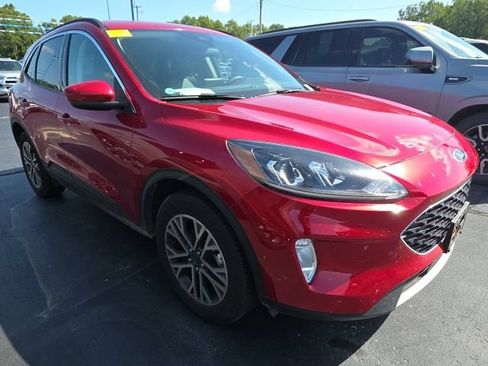 Used 2020 Ford Escape SEL AWD/4WD image 3