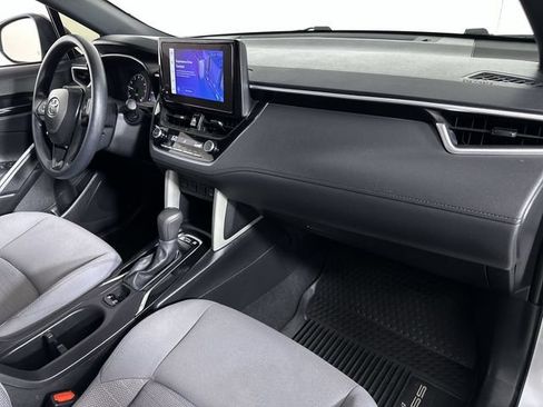 Used 2025 Toyota Corolla Cross AWD Hybrid image 30