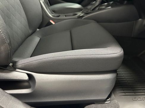 Used 2026 Toyota Corolla LE FWD image 58