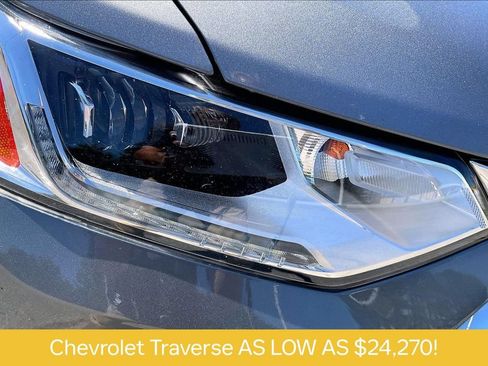 Used 2020 Chevrolet Traverse Premier FWD image 29