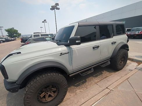 Used 2023 Ford Bronco Badlands AWD/4WD image 2