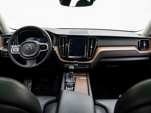 Used 2019 Volvo XC60 T5 Inscription w/ Protection Package Premier image 10