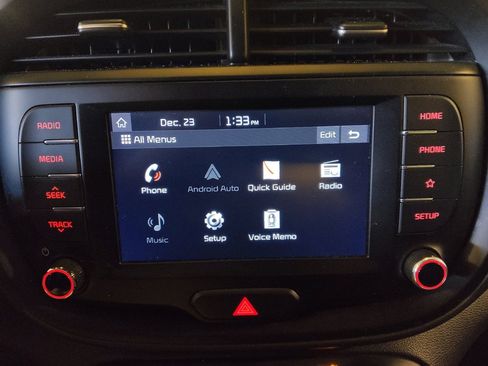 Used 2020 Kia Soul LX image 25