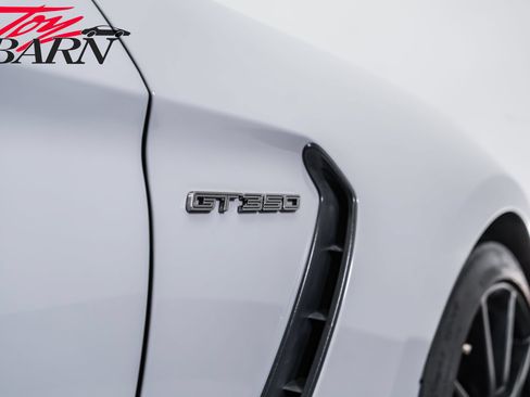 Used 2016 Ford Mustang Shelby GT350 w/ Technology Package RWD image 11