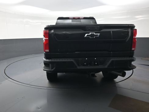 New 2026 Chevrolet Silverado 2500 High Country w/ High Country Premium Package AWD/4WD image 4