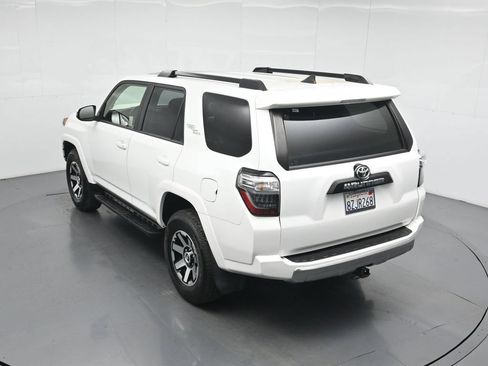 Used 2022 Toyota 4Runner TRD Off-Road Premium AWD/4WD image 42