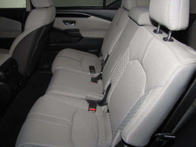 Certified 2024 Honda Pilot LX image 34