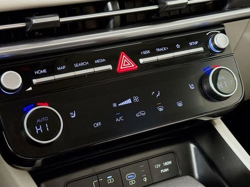 Certified 2025 Hyundai Tucson SEL image 17