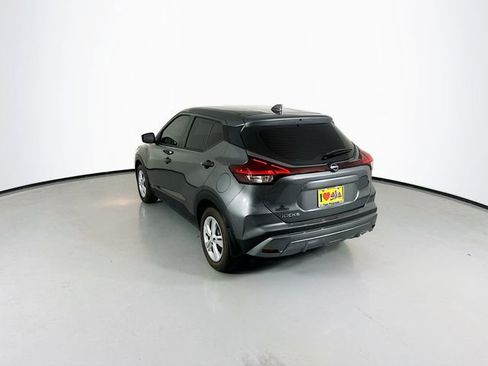 Used 2025 Nissan Kicks Play S FWD image 5