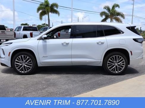 New 2026 Buick Enclave Avenir w/ Super Cruise Package AWD/4WD image 5