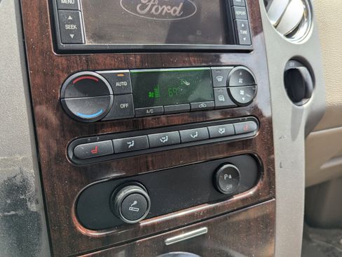 Used 2007 Ford F150 XLT AWD/4WD image 22