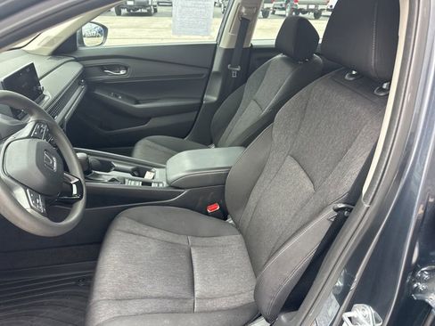 Used 2023 Honda Accord EX image 8