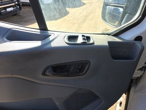 Used 2016 Ford Transit 250 130 Low Roof w/ Exterior Upgrade Package image 12