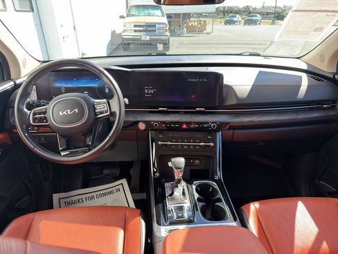 Used 2024 Kia Carnival SX FWD image 35