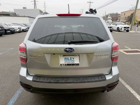 Used 2015 Subaru Forester 2.5i Premium w/ All-Weather Package image 5