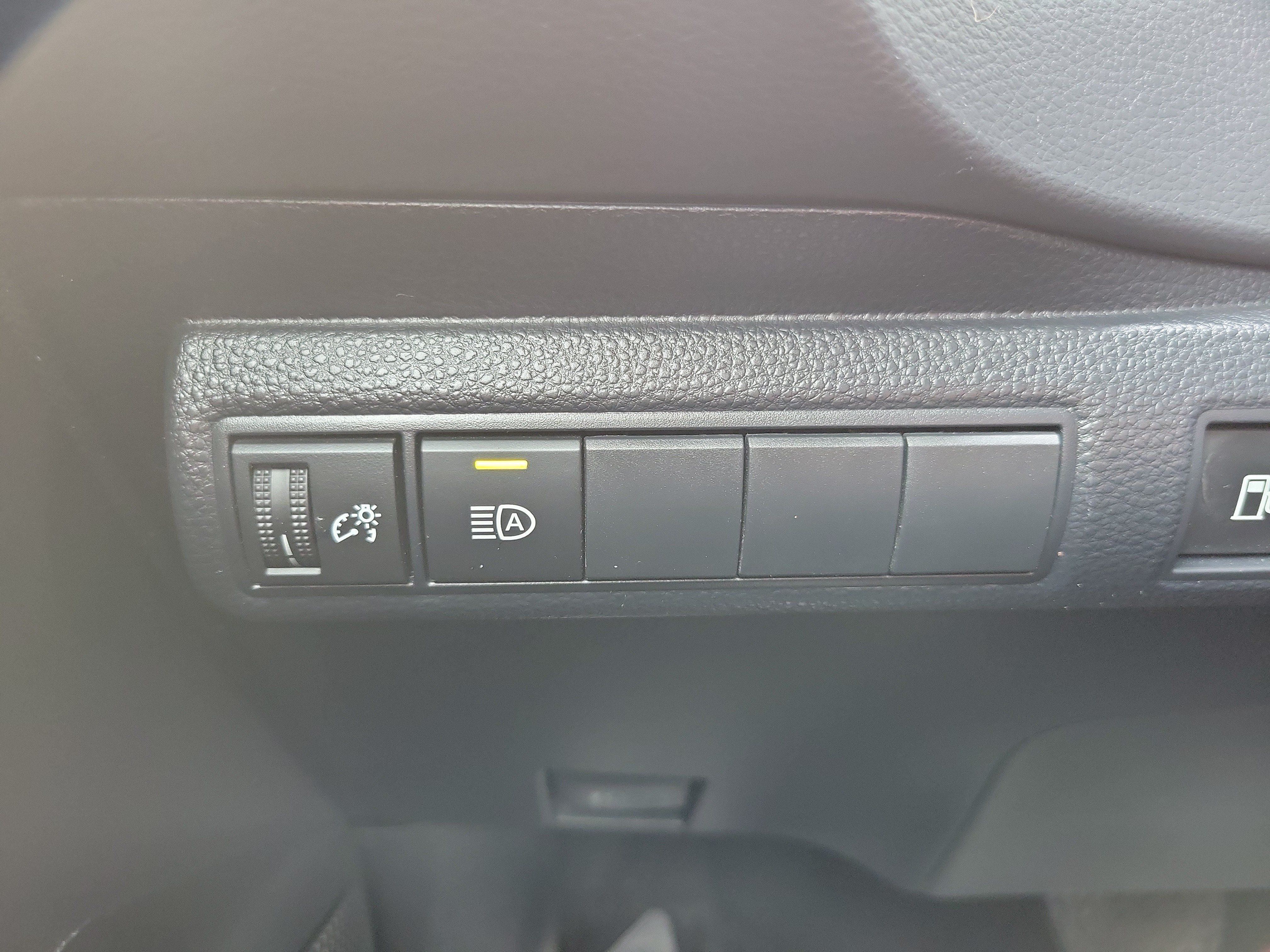 Certified 2025 Toyota Corolla LE w/ LE Premium Package FWD image 21