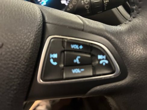 Used 2019 Ford Escape SEL AWD/4WD image 19