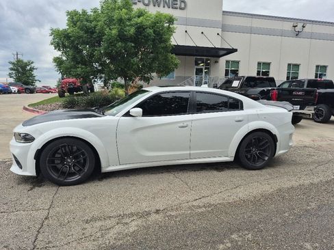 Used 2021 Dodge Charger Scat Pack RWD image 1