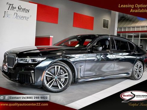 Used 2020 BMW 750i xDrive w/ Executive Package AWD/4WD image 1