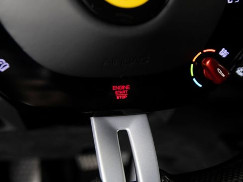 Used 2025 Ferrari Purosangue AWD/4WD image 21