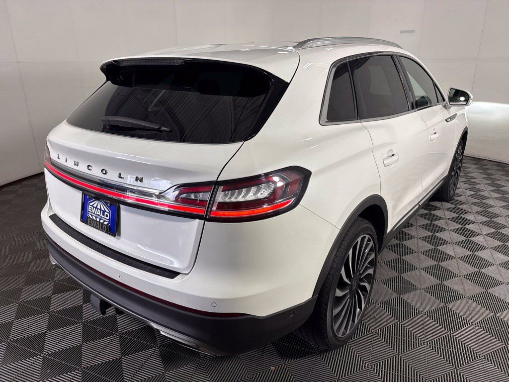 Used 2023 Lincoln Nautilus Black Label w/ Class II Trailer Tow Package AWD/4WD image 13