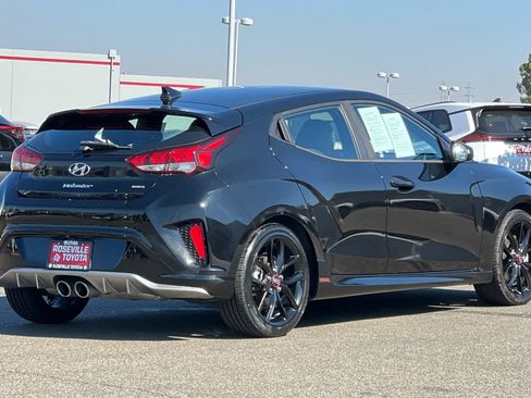 Used 2020 Hyundai Veloster Turbo R-Spec FWD image 2