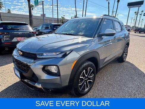 Used 2022 Chevrolet TrailBlazer ACTIV w/ Technology Package AWD/4WD image 3