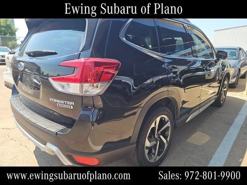 Used 2023 Subaru Forester Touring AWD/4WD image 4