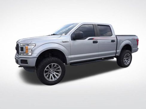 Used 2020 Ford F150 XL w/ Equipment Group 101A Mid AWD/4WD image 4
