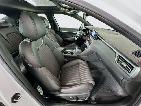 Certified 2025 Genesis G70 3.3T Advanced image 29