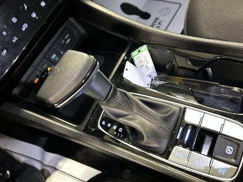 Used 2025 Hyundai Tucson SEL image 18